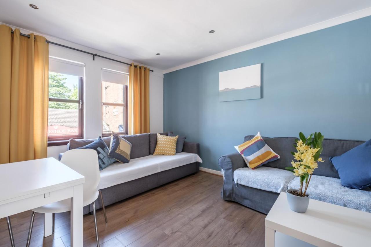 The Douglas - Spacious 2 Bed Apartment In Uddingston Eksteriør bilde