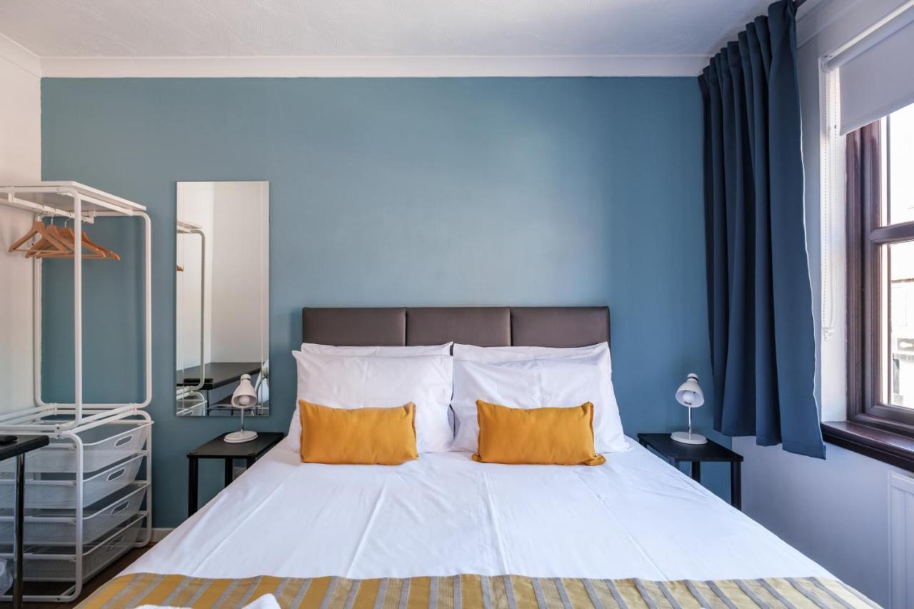 The Douglas - Spacious 2 Bed Apartment In Uddingston Eksteriør bilde