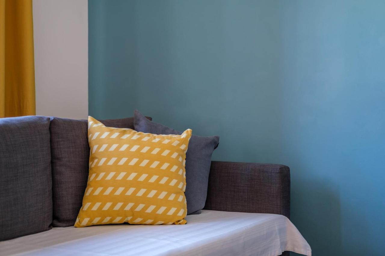 The Douglas - Spacious 2 Bed Apartment In Uddingston Eksteriør bilde